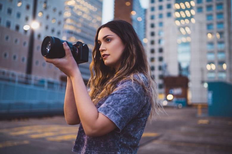 Cara Foto Malam Hari dengan Mirrorless yang Efektif